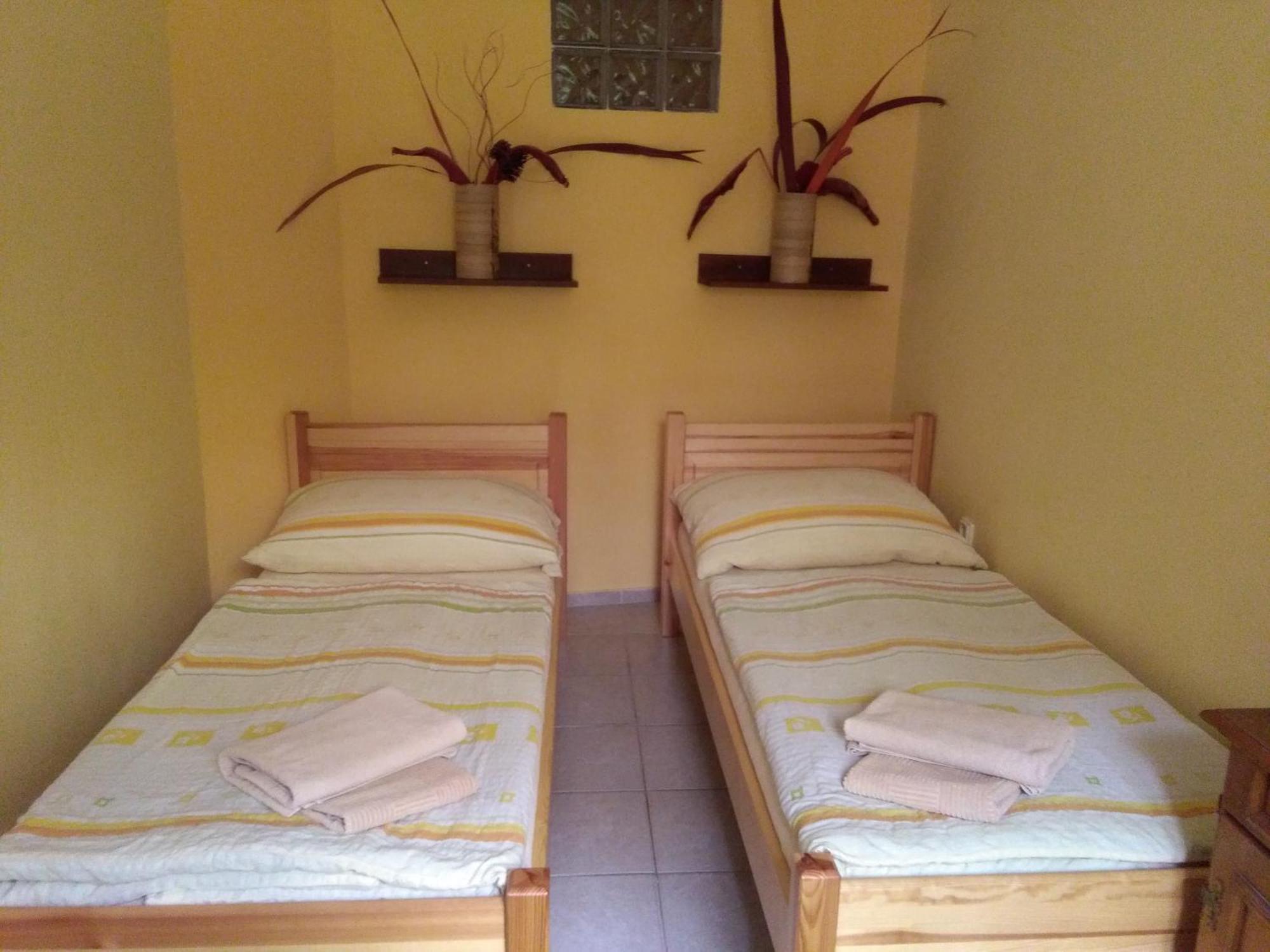 Guest House U Nahonu 슈르딤 외부 사진