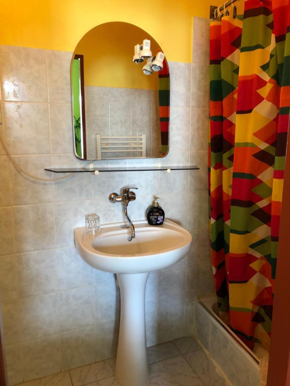 Guest House U Nahonu 슈르딤 외부 사진